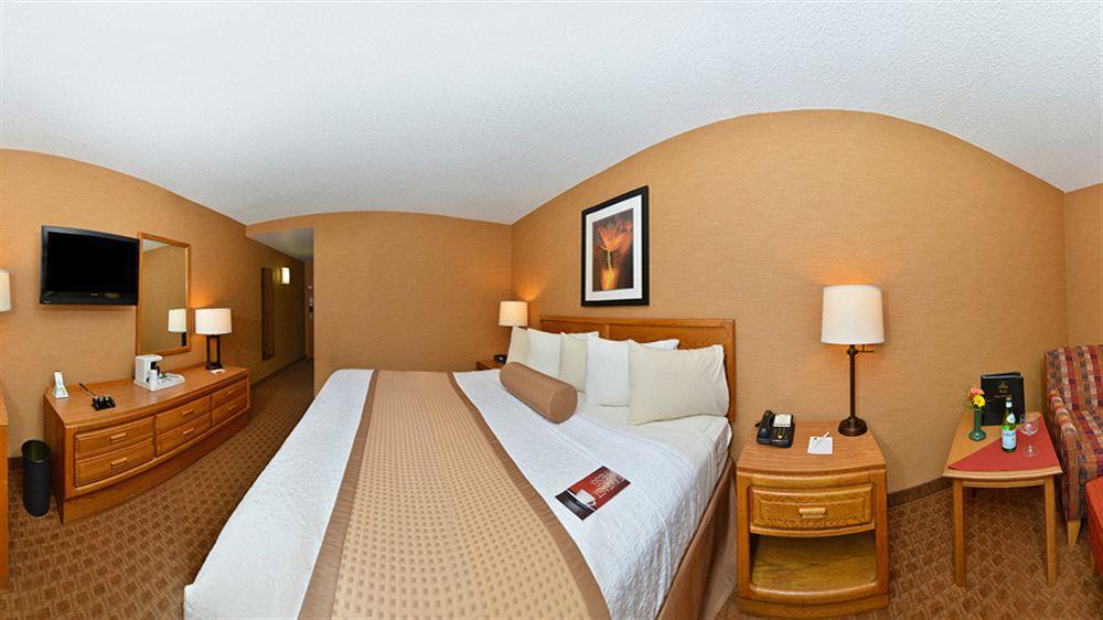 Holiday Inn Wilkes Barre - East Mountain, An Ihg Hotel Bagian luar foto