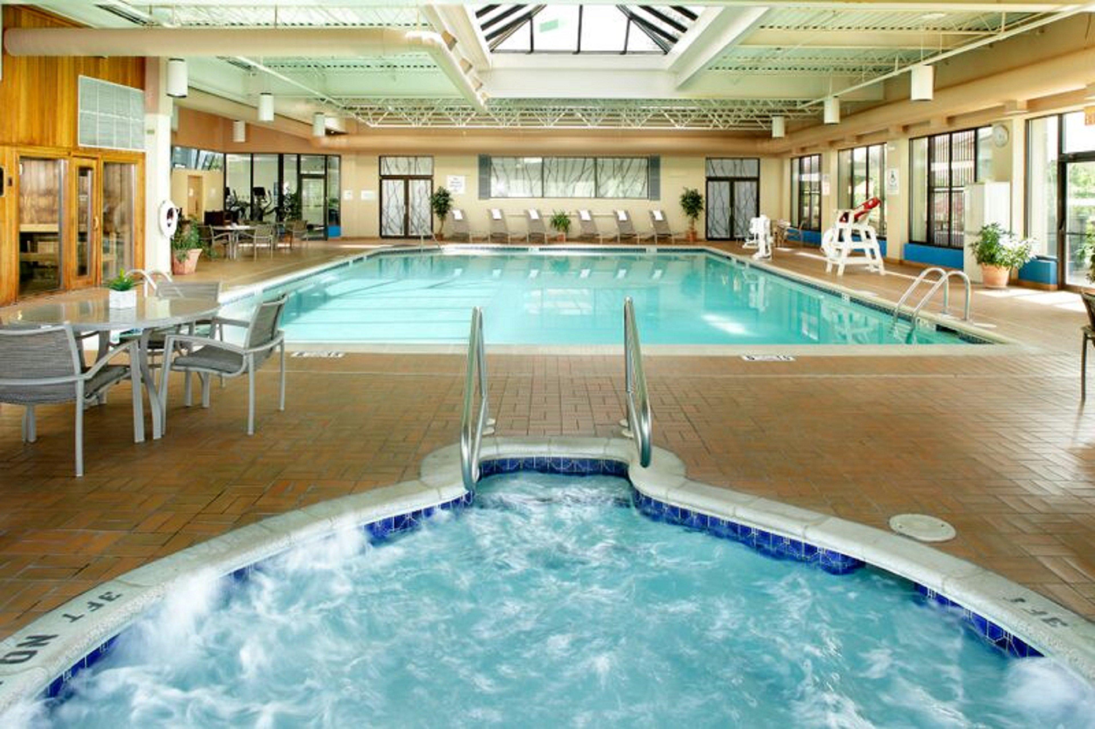 Holiday Inn Wilkes Barre - East Mountain By Ihg Bagian luar foto