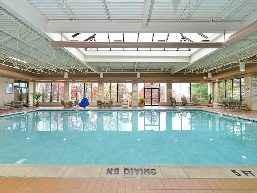 Holiday Inn Wilkes Barre - East Mountain By Ihg Bagian luar foto