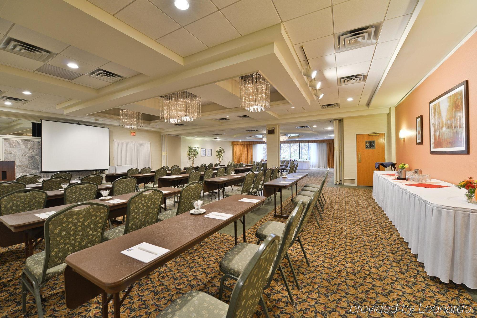 Holiday Inn Wilkes Barre - East Mountain By Ihg Bagian luar foto