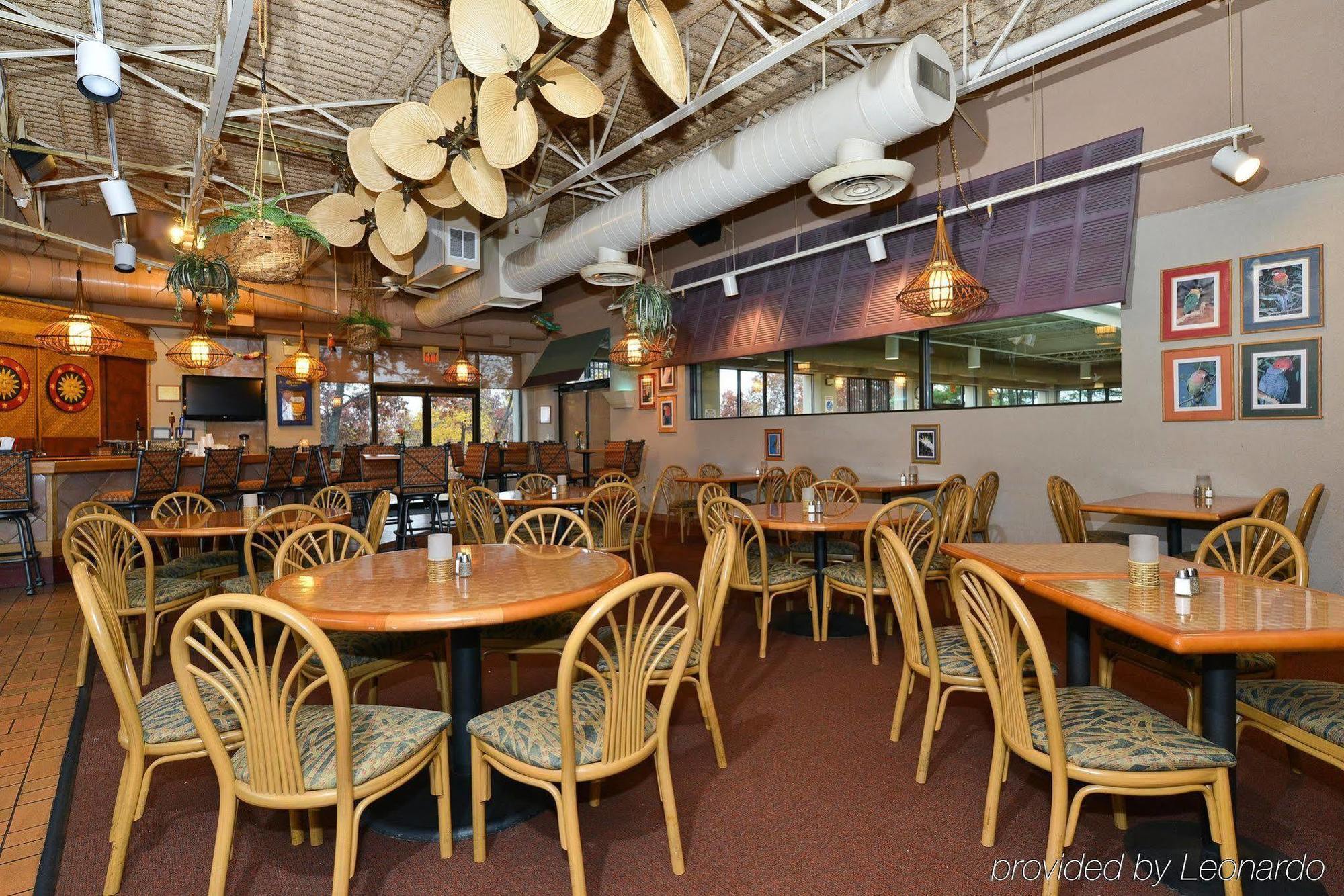 Holiday Inn Wilkes Barre - East Mountain By Ihg Bagian luar foto
