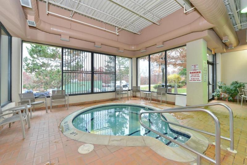 Holiday Inn Wilkes Barre - East Mountain By Ihg Bagian luar foto